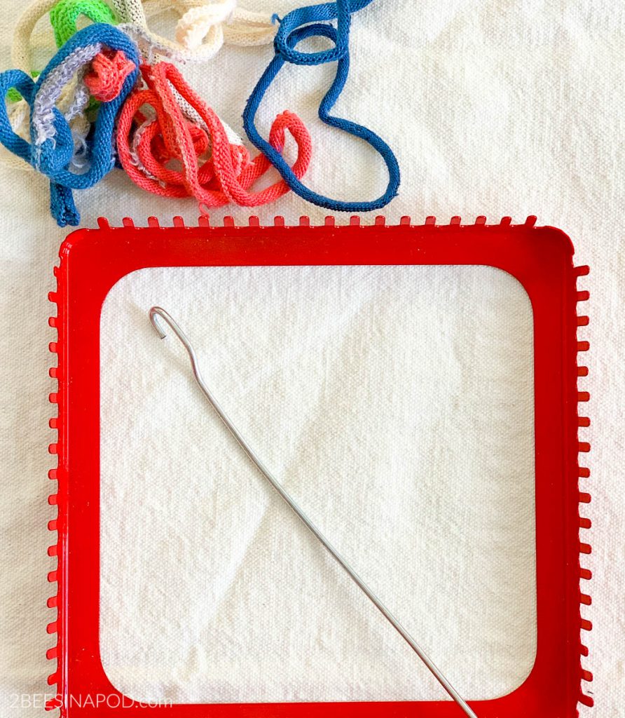 DIY Potholder Loom - Easy and Fun to Make - 2 Bees in a Pod